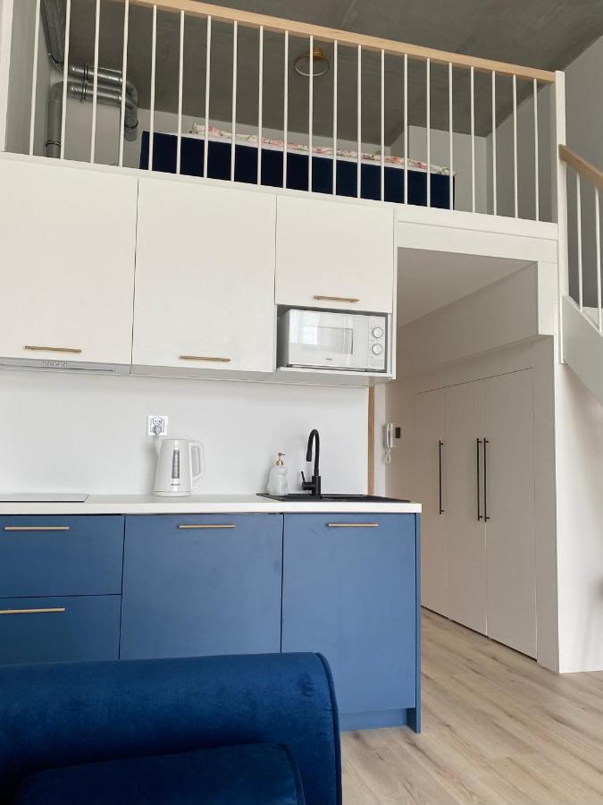 Apartament Wroclaw-Lotnisko エクステリア 写真